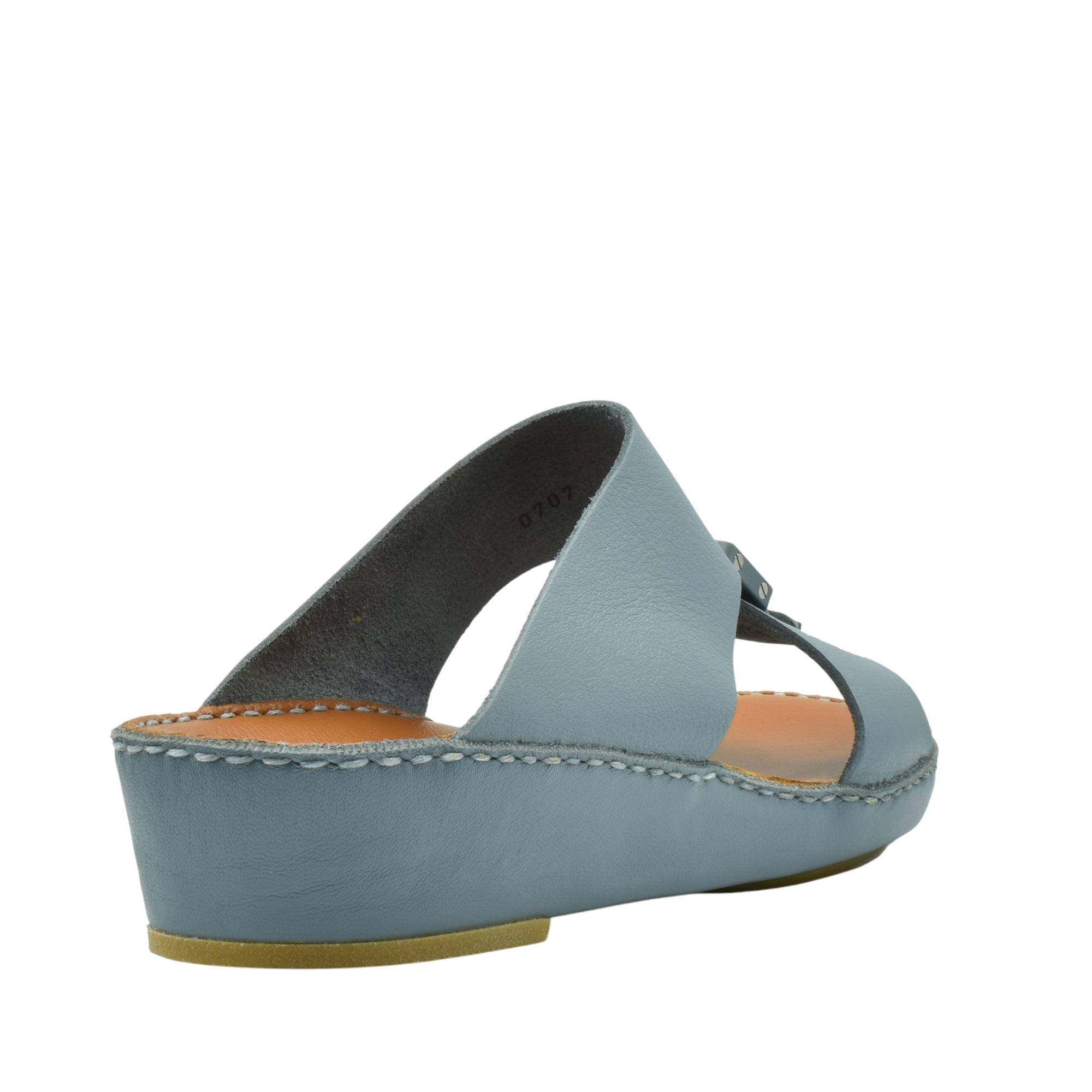 Blue classic leather sandals with a wedge heel and open toe from Private Collection