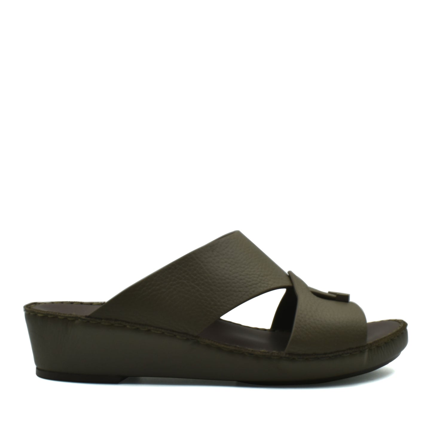 Trendy leather slide sandals in brown with open toe and wedge heel from private collection