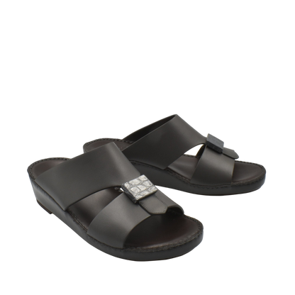 Black Cerchio buckle sandals with wide leather straps and cushioned soles for comfortable wear