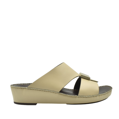 Beige Cerchio buckle sandals with wedge heel and open toe from Private collection