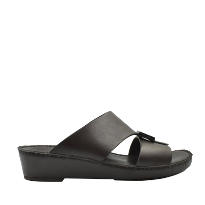 Black leather Cerchio buckle sandals with a wedge sole and open toe design for comfortable wear