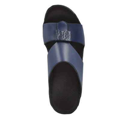 Blue leather Cerchio buckle sandals with black sole from Private Collection