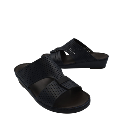 Black Cerchio Gomato sandals with perforated straps and comfortable wedge sole for casual wear
