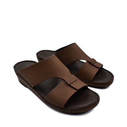 Brown Cerchio Gomato sandals with wide straps and open toe design for casual comfort