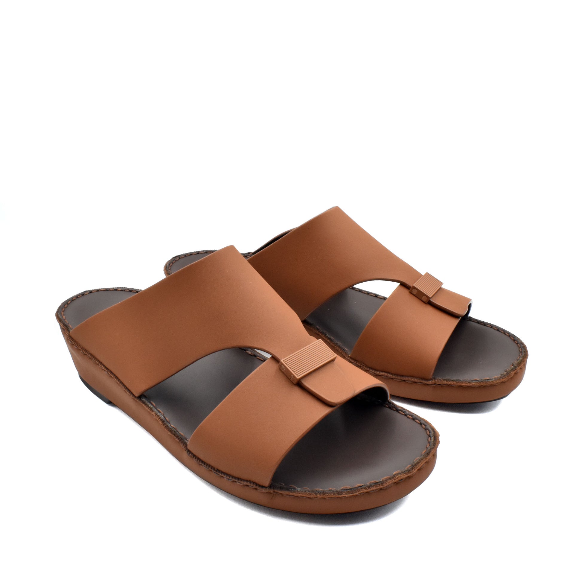Brown Cerchio Gomato sandals with wide straps and cushioned soles for comfortable wear