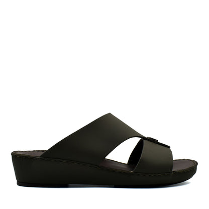 Black Cerchio Gomato sandals with wide cross straps and comfortable wedge sole