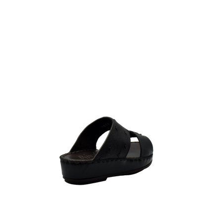 Black comfortable kids sandals with open toe design and cushioned sole from Private Collection