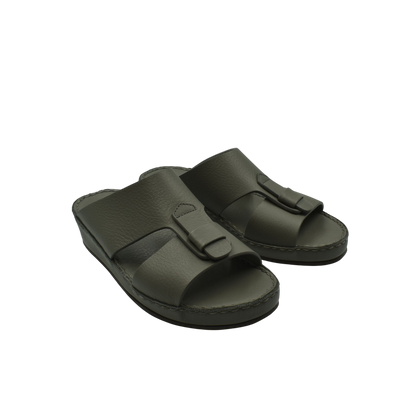 High-quality kids sandals in dark green with adjustable straps and comfortable cushioned sole