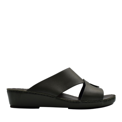Black Italian nappa sandals with cushioned sole and wide leather straps for comfort