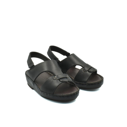 Black kids nappa leather sandals with open toe and adjustable back strap for comfort