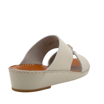 Private Collection luxury leather sandals in beige with cushioned sole and open toe design