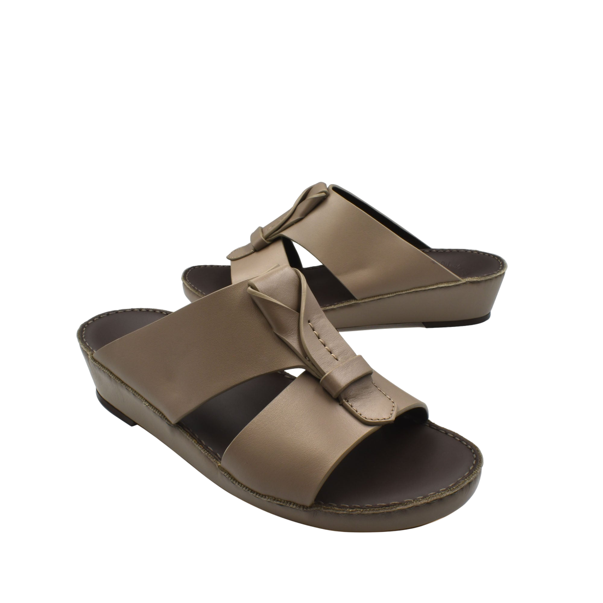 Taupe luxury leather sandals with open toe and decorative knot from Private Collection