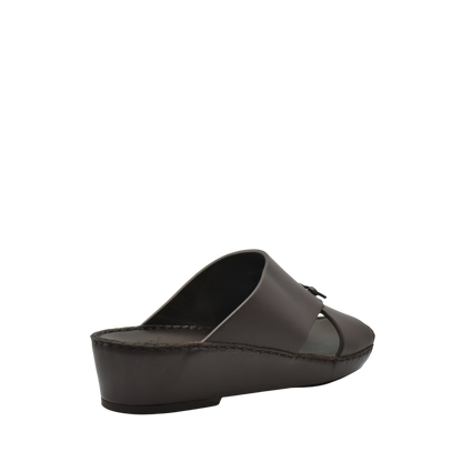 Private collection luxury nappa leather sandal in dark brown with open toe and wedge heel