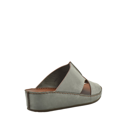 Private collection luxury nubuck sandals in gray with wedge sole and open toe design