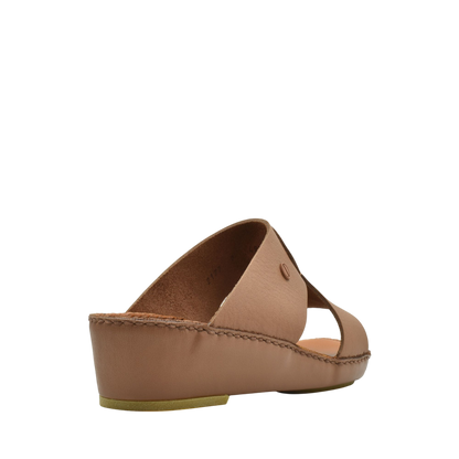 Tan leather Peninsula Nouvo Deercalf sandals with wedge sole and open toe design