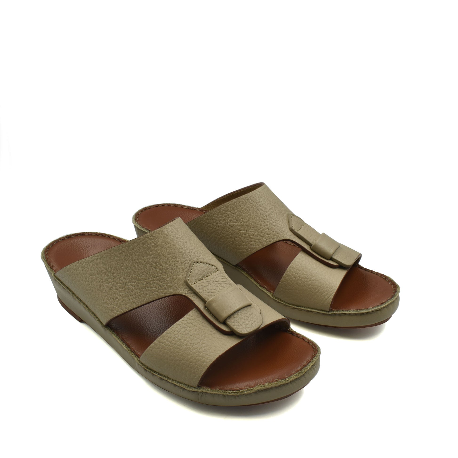 Beige granulato leather footwear slip-on sandals with open toe and adjustable strap