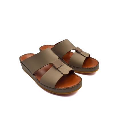 Private rubbercalf kids sandal in brown with adjustable buckle and cushioned sole for comfort