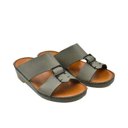 Classic leather sandals in gray with adjustable buckles and cushioned brown footbed