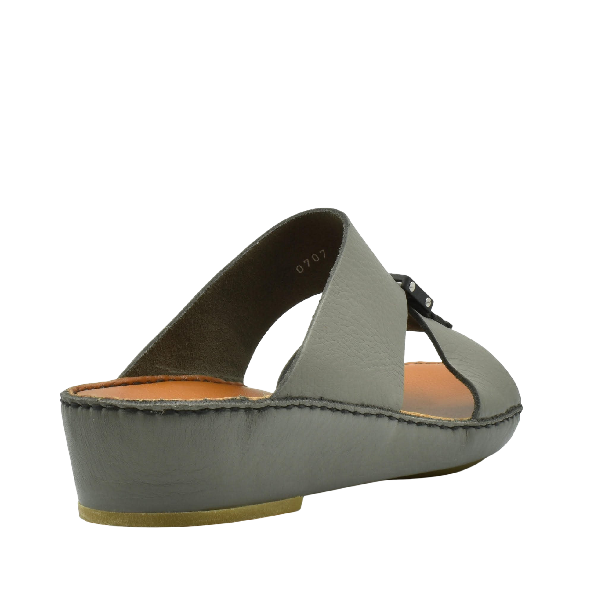 Private Collection gray classic leather sandals with cushioned sole and adjustable buckle strap
