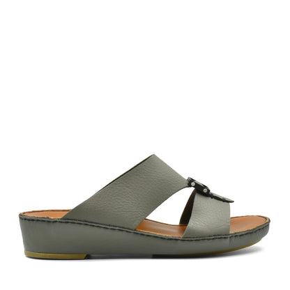 Private Collection classic leather sandals in gray with cushioned sole and adjustable strap