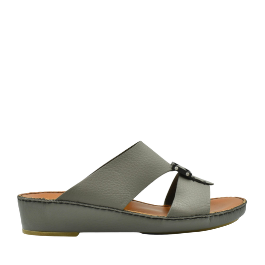 Private Collection classic leather sandals in gray with cushioned sole and adjustable strap