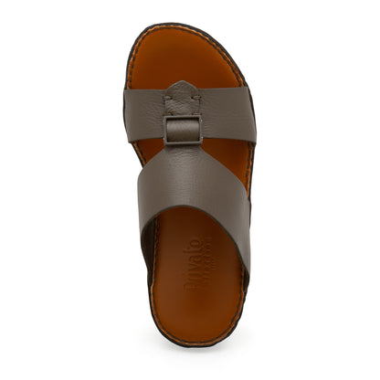 Private Collection classic leather sandals in brown with cross strap and buckle detail