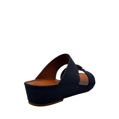 Black Quadratura Gomato sandals with wedge sole and open toe design from Private collection