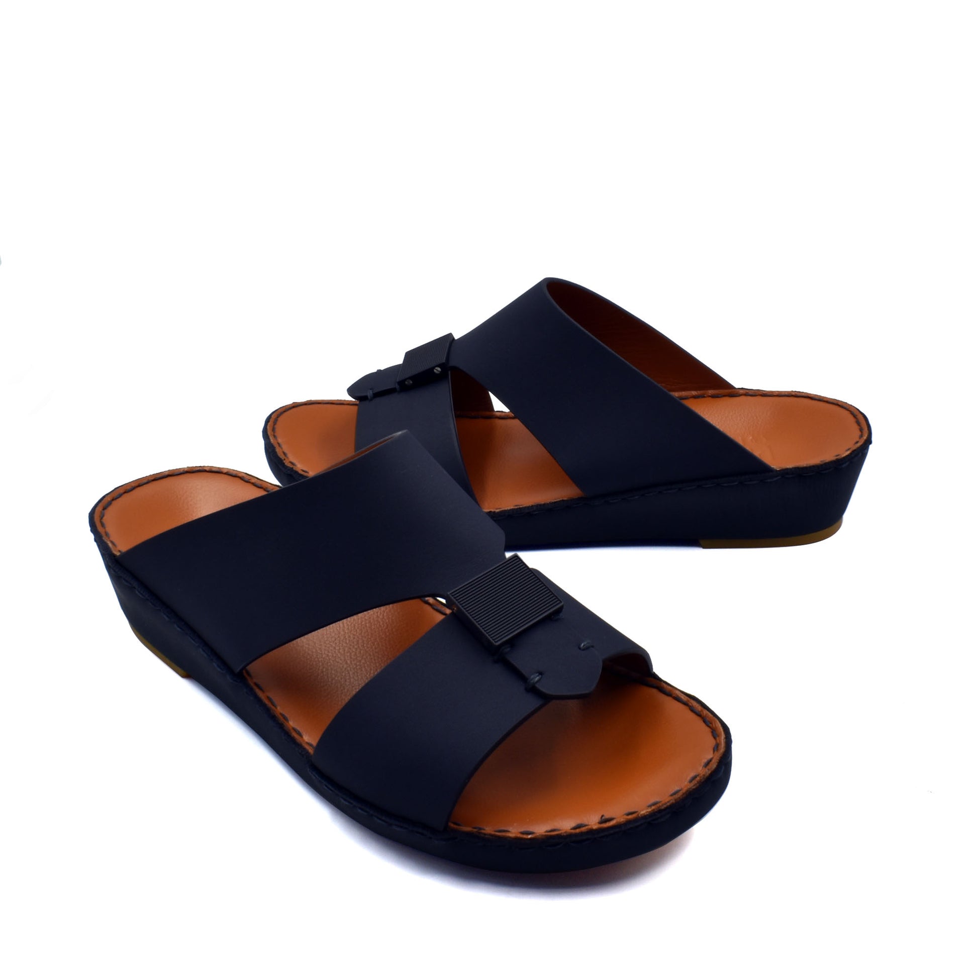 Black Quadratura Gomato sandals with wide straps and cushioned brown footbed for comfort