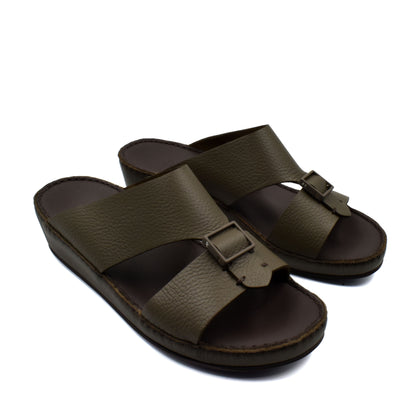 Private Collection premium casual sandals in brown leather with adjustable buckle straps and cushioned sole